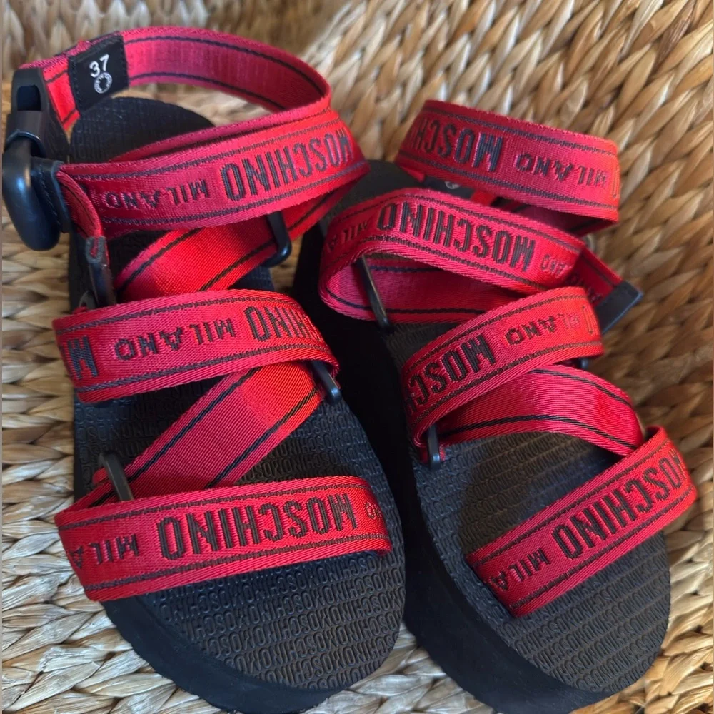 Women’s Moschino Milano Platform Red Black Strap Sandals Size 37 or 6.5